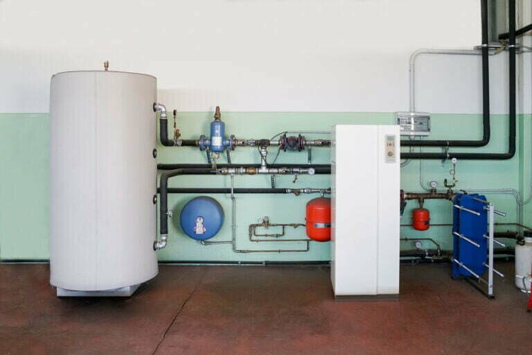 Electric and thermodynamic water heaters: what are the differences?