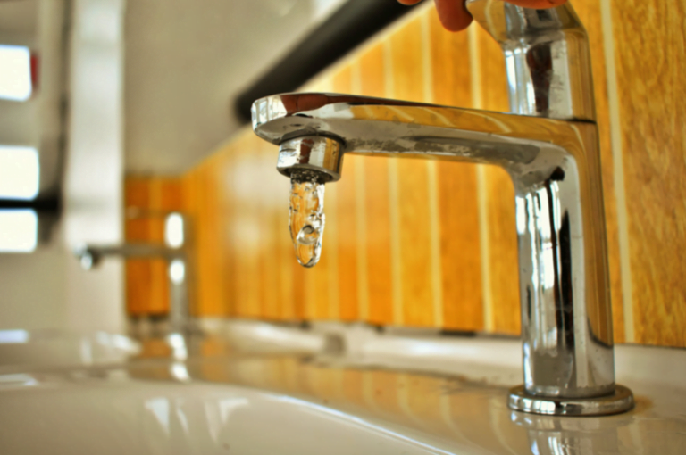 Reasons for a low hot water pressure
